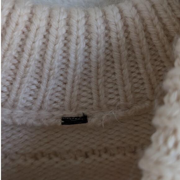 H&M Light Beige Yarn Loop Knit Long Sleeve Short Sweater, size M - Picture 4 of 7